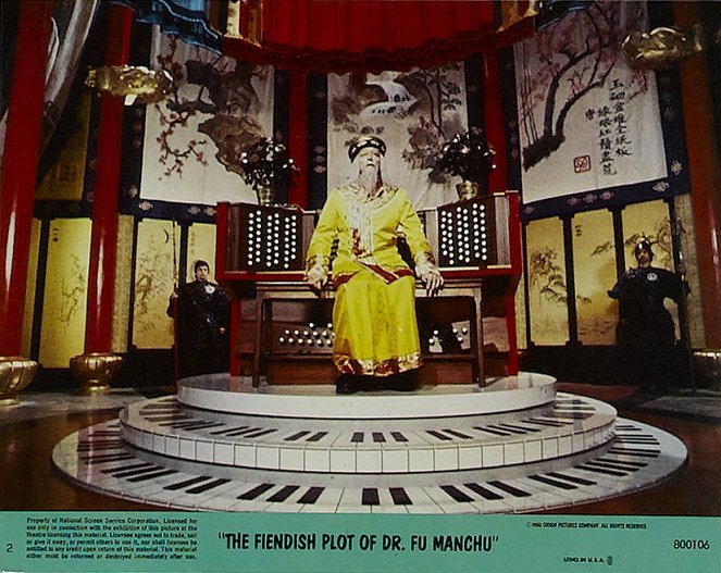 The Fiendish Plot of Dr. Fu Manchu - Lobby karty