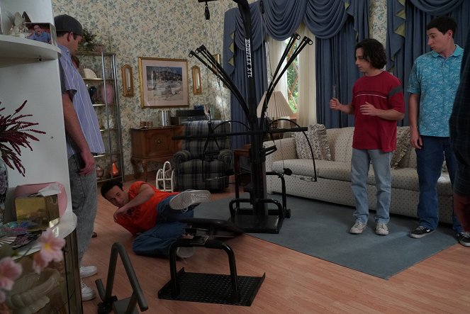 The Goldbergs - Season 6 - The Living Room: A 100 Percent True Story - Kuvat elokuvasta - Noah Munck, Troy Gentile, Matt Bush, Sam Lerner