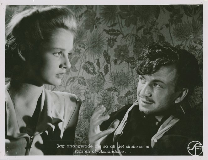 Crisis - Lobby Cards - Inga Landgré, Stig Olin