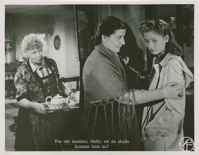 Crisis - Lobby Cards - Dagny Lind, Inga Landgré