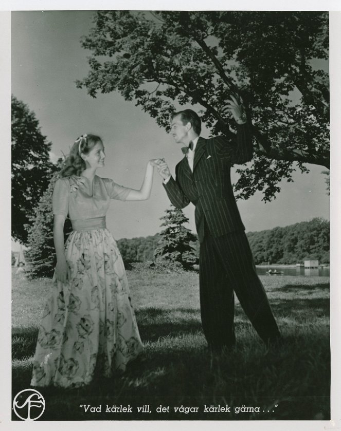 Crisis - Lobby Cards - Inga Landgré, Stig Olin