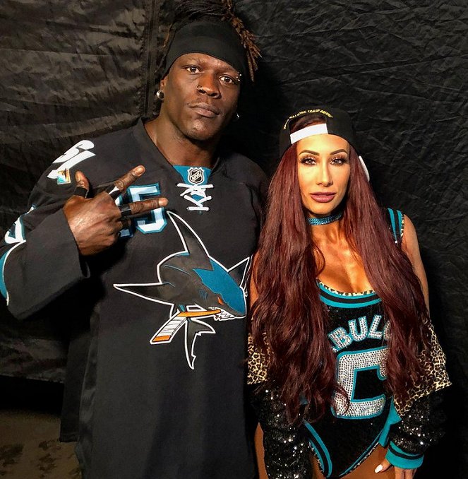 WWE TLC: Tables, Ladders & Chairs - Z natáčení - Ron Killings, Leah Van Dale