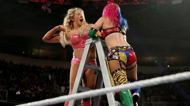WWE TLC: Tables, Ladders & Chairs - Filmfotók - Ashley Fliehr