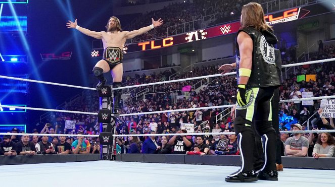 WWE TLC: Tables, Ladders & Chairs - Z filmu - Bryan Danielson