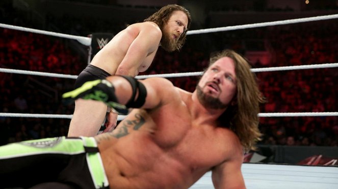 WWE TLC: Tables, Ladders & Chairs - Kuvat elokuvasta - Bryan Danielson, Allen Jones