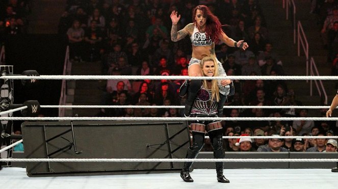 WWE TLC: Tables, Ladders & Chairs - Photos - Dori Prange, Natalie Neidhart