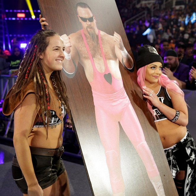 WWE TLC: Tables, Ladders & Chairs - Photos - Sarah Bridges, Gionna Daddio