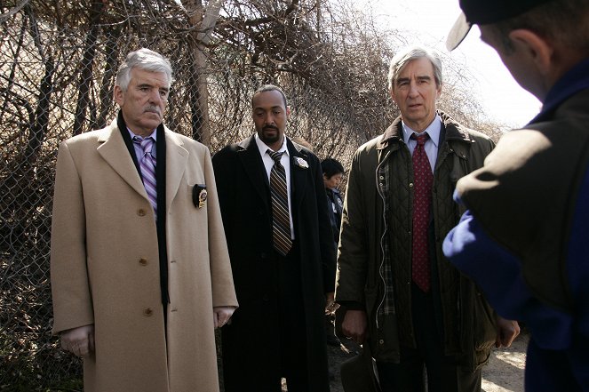 Law & Order - Invaders - Photos