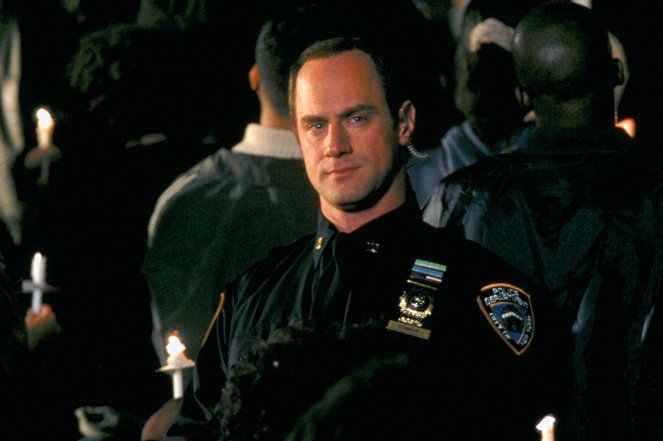 Law & Order: Special Victims Unit - Dolls - Photos - Christopher Meloni