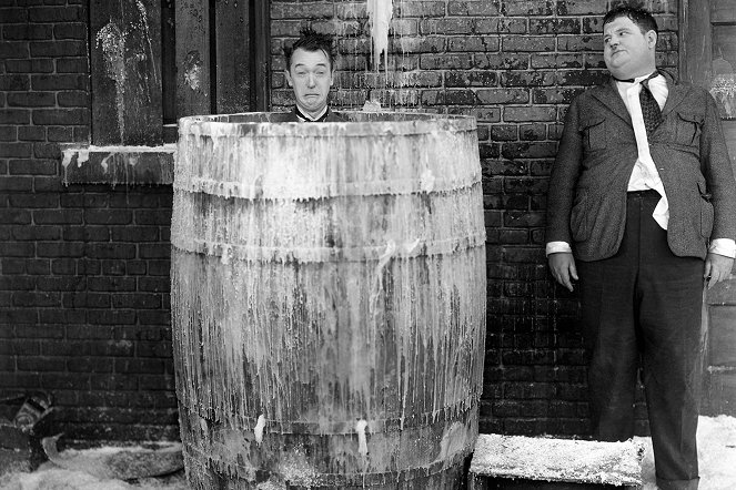 Laurel & Hardy: Unterschlagene Noten - Filmfotos - Stan Laurel, Oliver Hardy