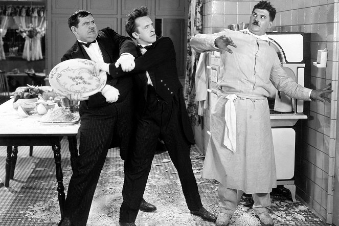 Medzi polievkou a orechami - Z filmu - Oliver Hardy, Stan Laurel, Otto Fries