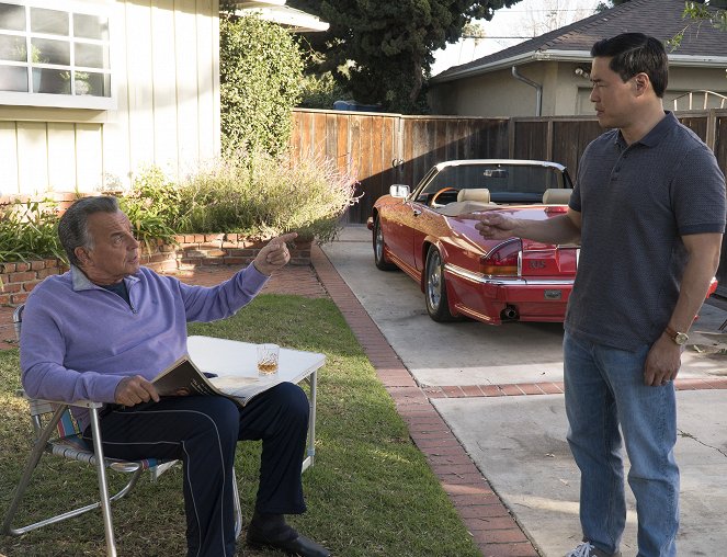 Fresh Off the Boat - The Car Wash - Z filmu - Ray Wise, Randall Park