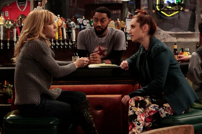 Whitney - Three's Company - Film - Rhea Seehorn, Tone Bell, Zoe Lister Jones