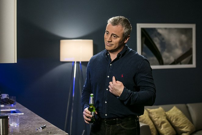 Episodes - Season 5 - Episode 1 - Photos - Matt LeBlanc