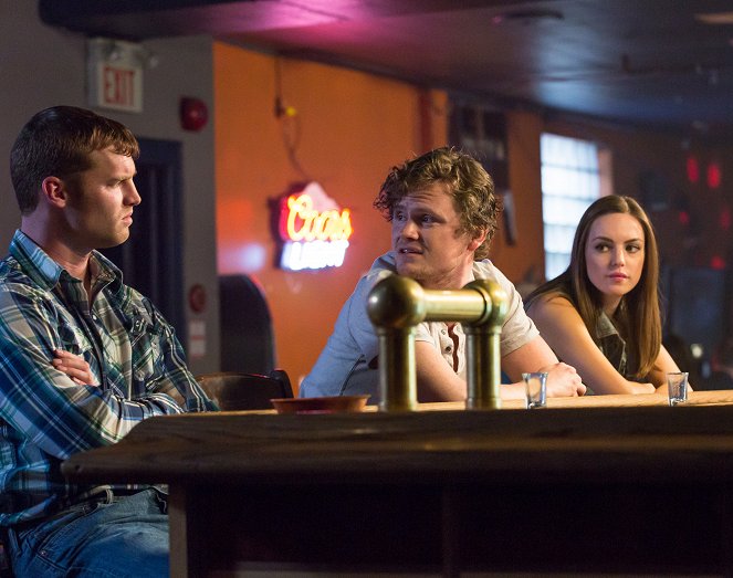 Letterkenny - Season 1 - Ain't No Reason to Get Excited - Filmfotos - Jared Keeso, Nathan Dales, Michelle Mylett