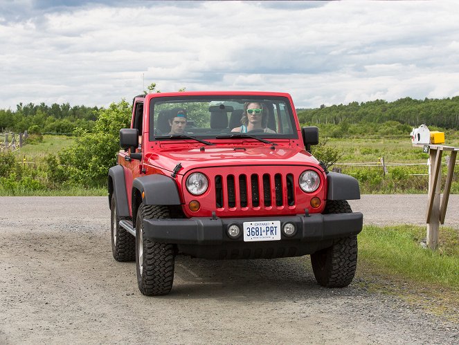 Letterkenny - Season 1 - Ain't No Reason to Get Excited - Photos - Andrew Herr, Dylan Playfair