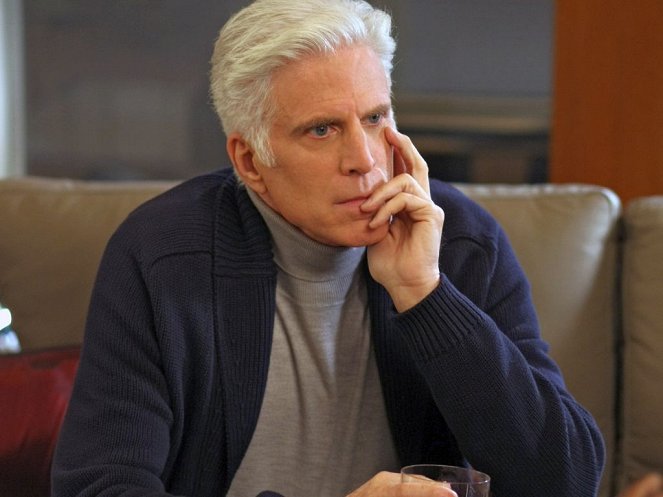 Bored to Death - The Case of the Lonely White Dove - Van film - Ted Danson