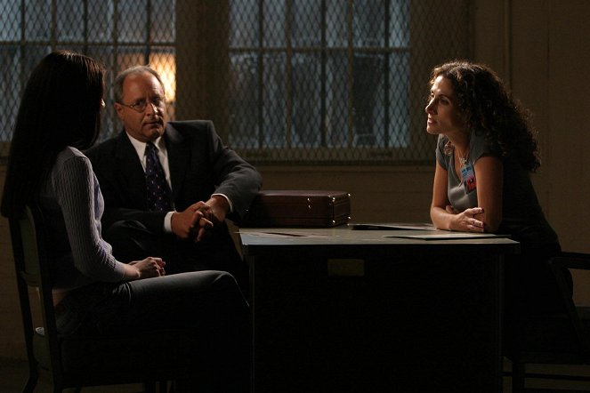 CSI: New York - Season 1 - Tiefes Grab - Filmfotos - Melina Kanakaredes