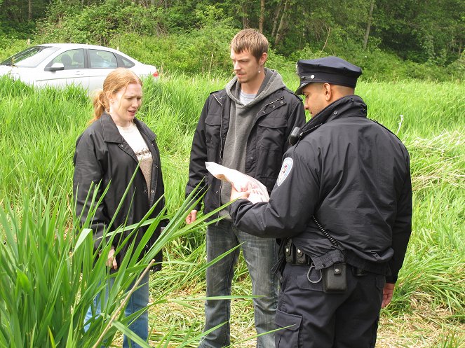 Dochodzenie - Season 1 - Pilot - Z filmu - Mireille Enos, Joel Kinnaman