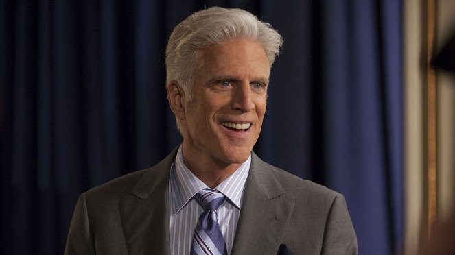 Bored to Death - The Black Clock of Time - Van film - Ted Danson