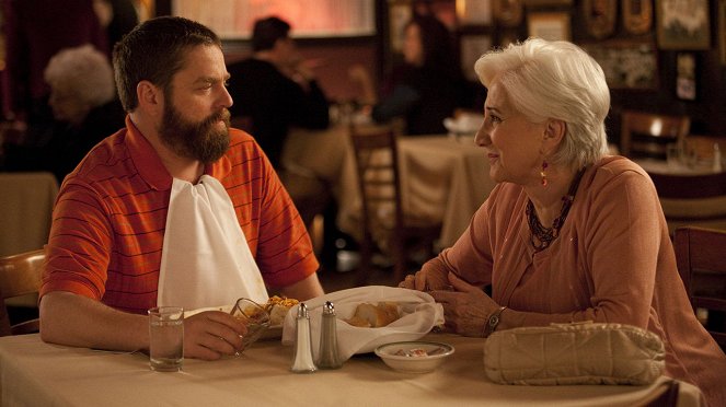 Bored to Death - We Could Sing a Duet - Photos - Zach Galifianakis, Olympia Dukakis