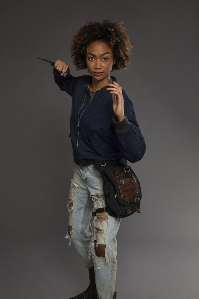 Freakish - Season 2 - Werbefoto - Tati Gabrielle