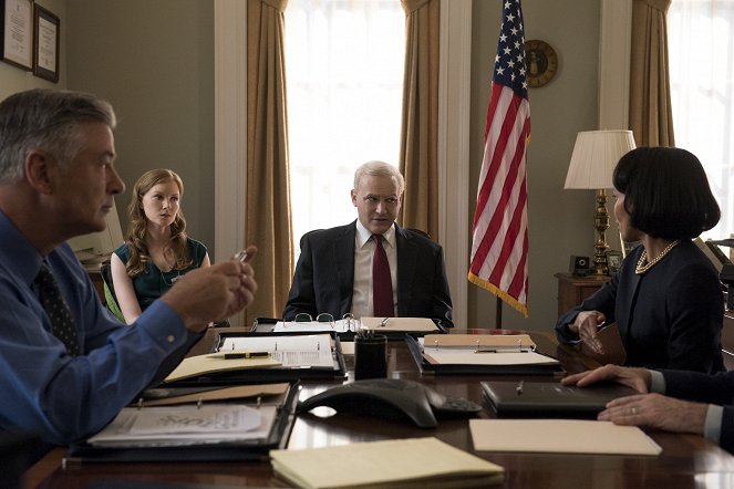 The Looming Tower - A Very Special Relationship - Photos - Wrenn Schmidt, Michael Stuhlbarg