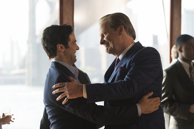 The Looming Tower - Tuesday - Filmfotók - Tahar Rahim, Jeff Daniels