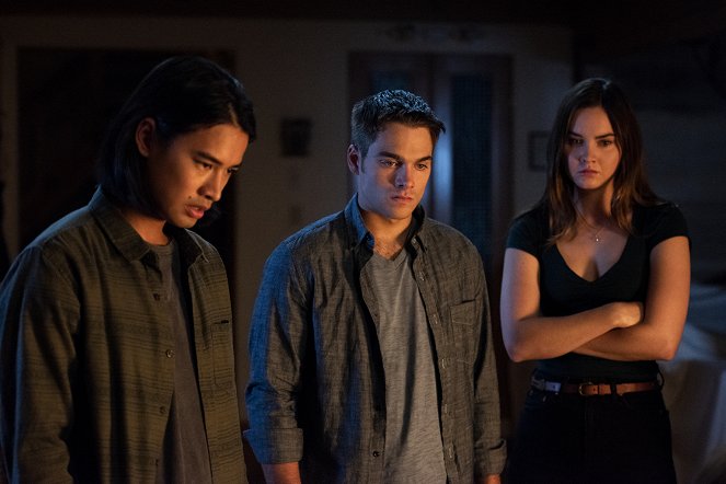 Light as a Feather - …Cold as Ice - Kuvat elokuvasta - Jordan Rodrigues, Dylan Sprayberry, Liana Liberato