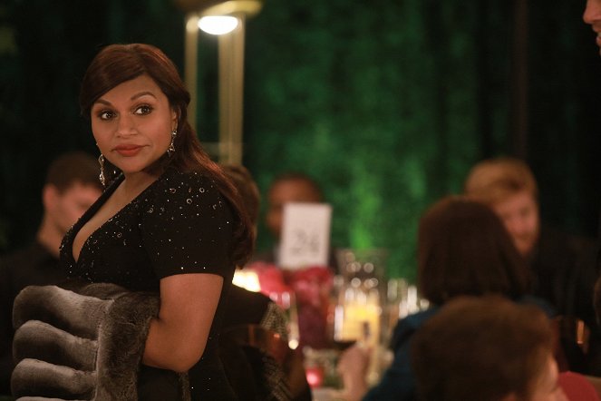 The Mindy Project - Season 6 - It Had to Be You - Photos - Mindy Kaling