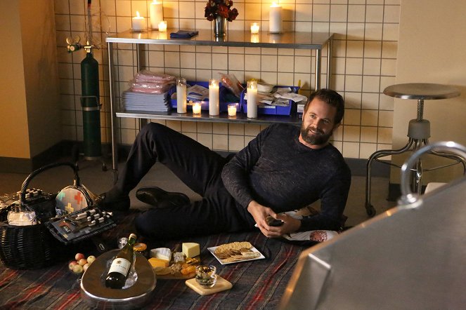The Mindy Project - Dibs - Photos - Garret Dillahunt