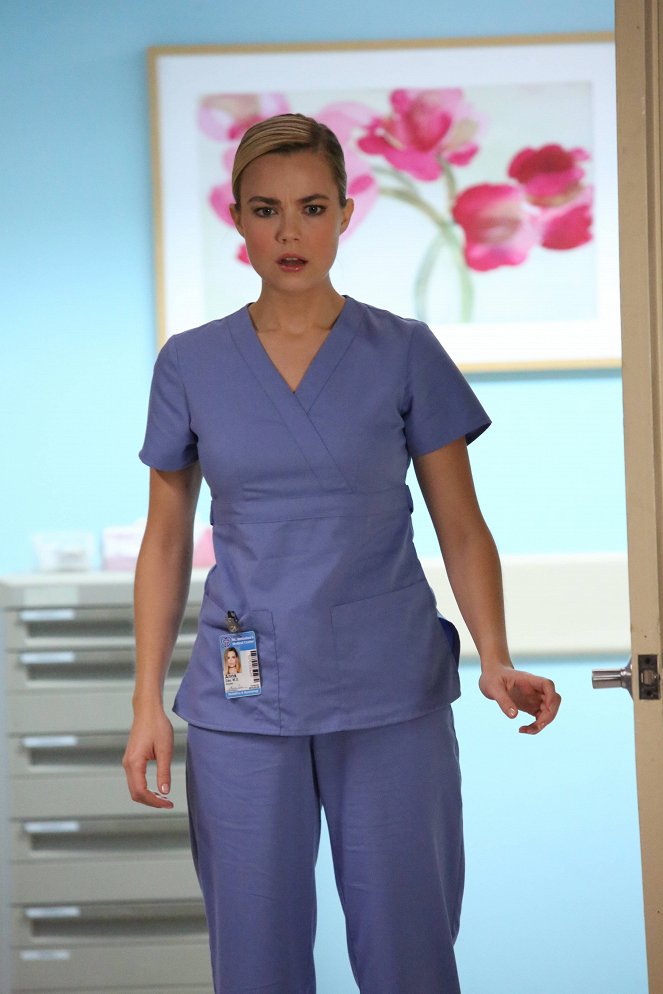 The Mindy Project - Dibs - Photos - Rebecca Rittenhouse