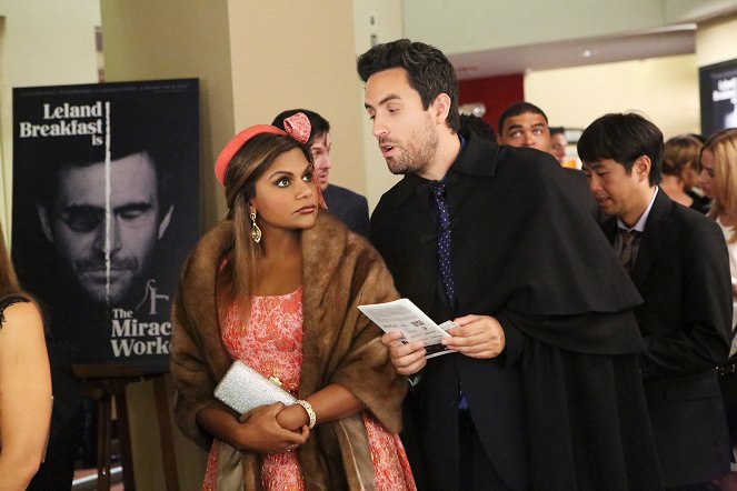 The Mindy Project - Leland Breakfast Is the Miracle Worker - Photos - Mindy Kaling, Ed Weeks