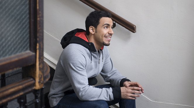 How to Make It in America - Money, Power, Private School - Photos - Victor Rasuk