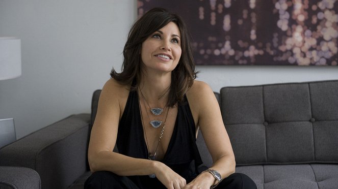 How to Make It in America - The Friction - Do filme - Gina Gershon