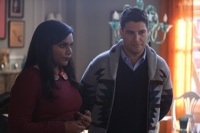 The Mindy Project - Season 4 - The Departed - Photos - Mindy Kaling, Adam Pally