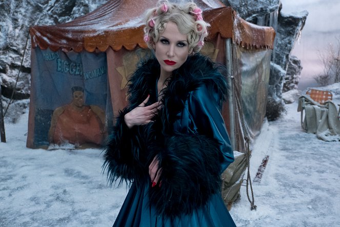 A Series of Unfortunate Events - Slippery Slope: Part 1 - Van film - Lucy Punch