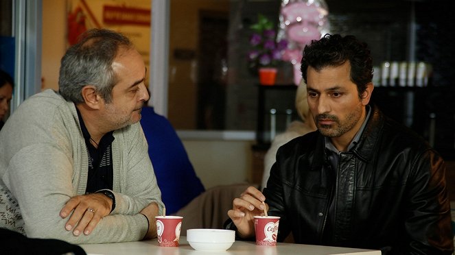 Kadın - Season 2 - Episode 6 - De la película - Şerif Erol, Feyyaz Duman