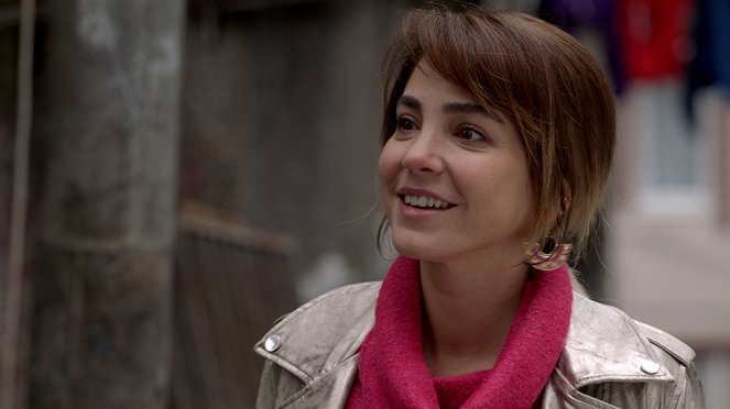 Kadın - Episode 9 - Kuvat elokuvasta - Gökçe Eyüboğlu