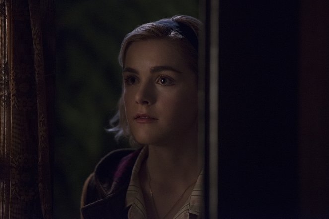 Chilling Adventures of Sabrina - Chapter Five: Dreams in a Witch House - Photos - Kiernan Shipka