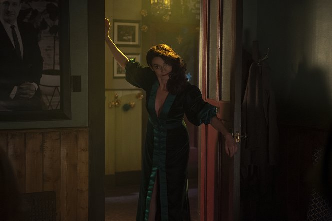 Les Nouvelles Aventures de Sabrina - Chapitre cinq : Rêves dans une maison de sorcières - Film - Michelle Gomez
