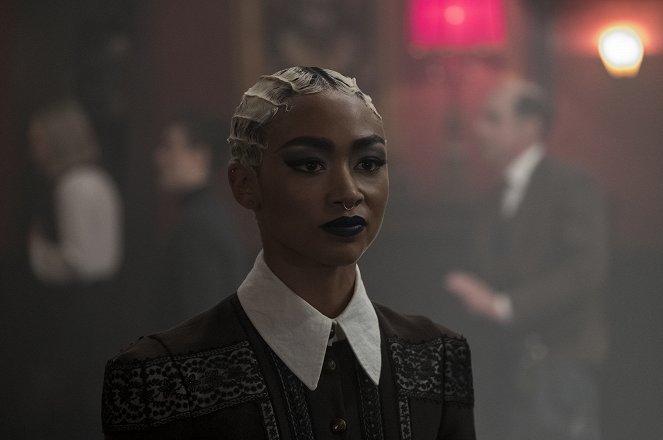 Chilling Adventures of Sabrina - Chapter Eight: The Burial - Photos - Tati Gabrielle