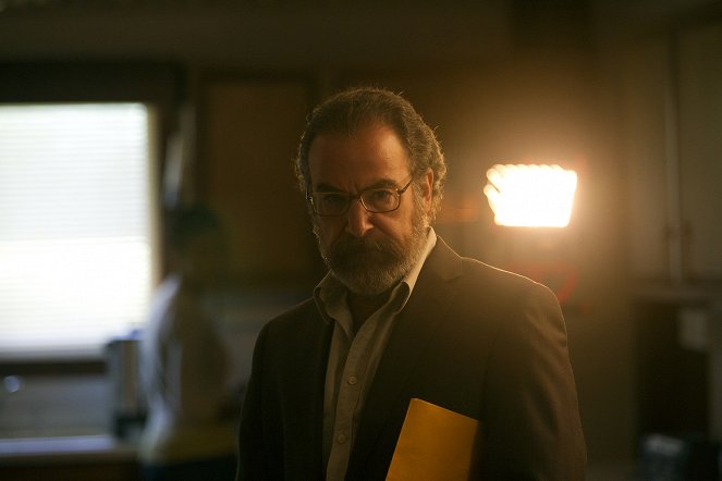 Homeland - Martwy punkt - Z filmu - Mandy Patinkin