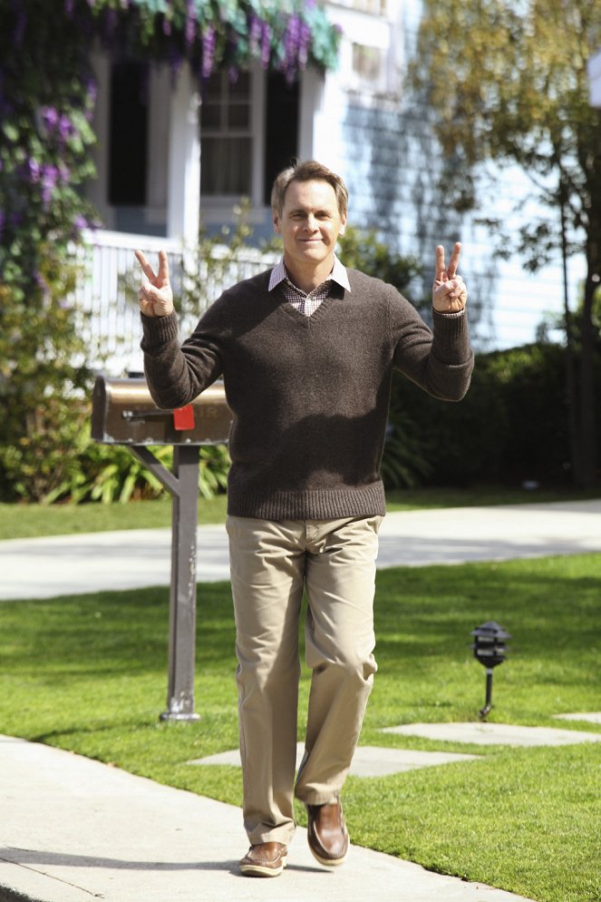 Desperate Housewives - Season 7 - Moments in the Woods - Photos - Mark Moses