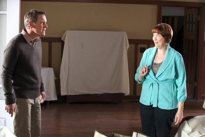 Desperate Housewives - Moments in the Woods - Photos - Mark Moses, Harriet Sansom Harris