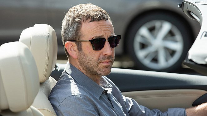 Get Shorty - Unlimited (Limited) - Photos - Chris O'Dowd