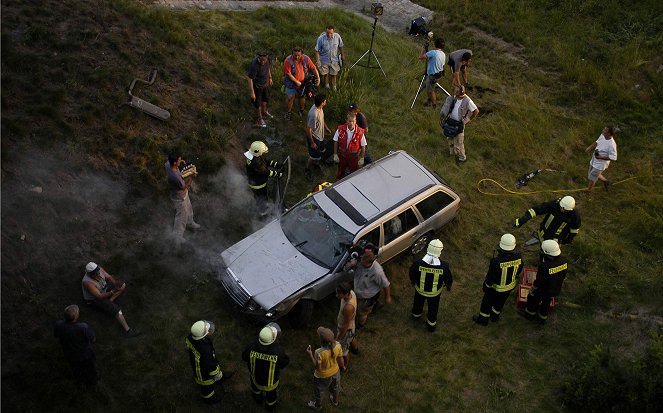 Svět je velký a záchrana kyne odevšad - Z nakrúcania