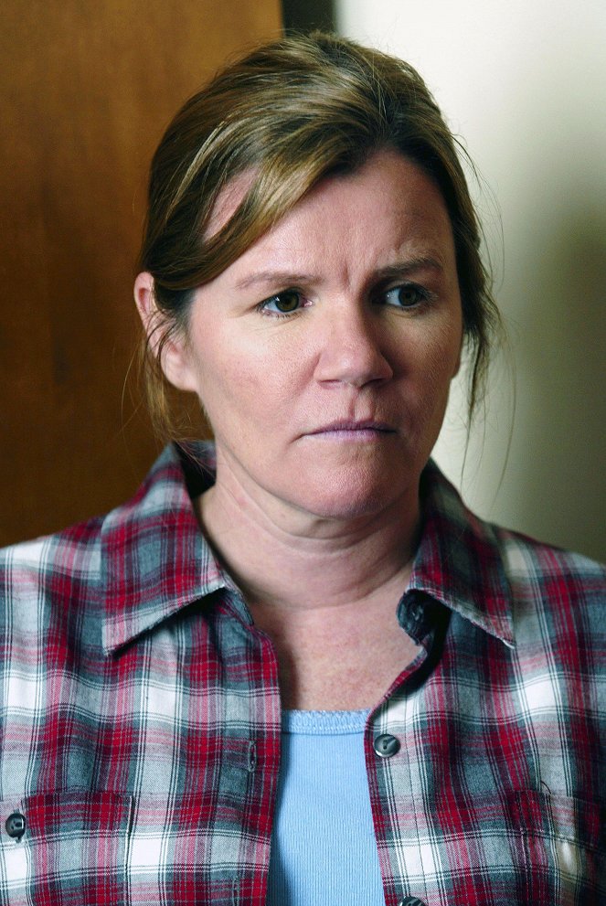 Law & Order: Special Victims Unit - Manic - Photos - Mare Winningham