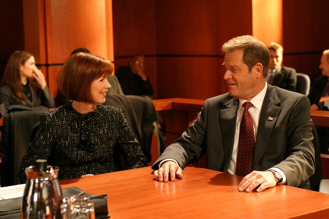 Boston Legal - Truth Be Told - De la película - Dana Delany, Mark Valley