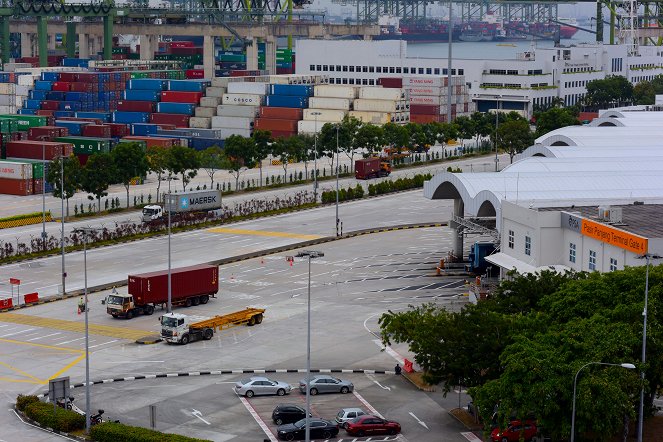 Uvnitř singapurského přístavu - Z filmu